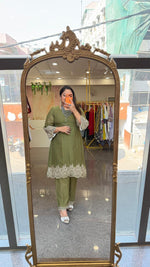 Mul cotton lining Kashmiri embroidered co ord set in green