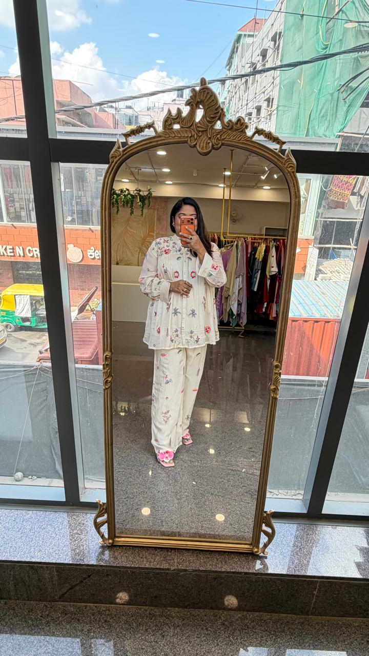 Premium chinon beautiful pearl detailing co ord set