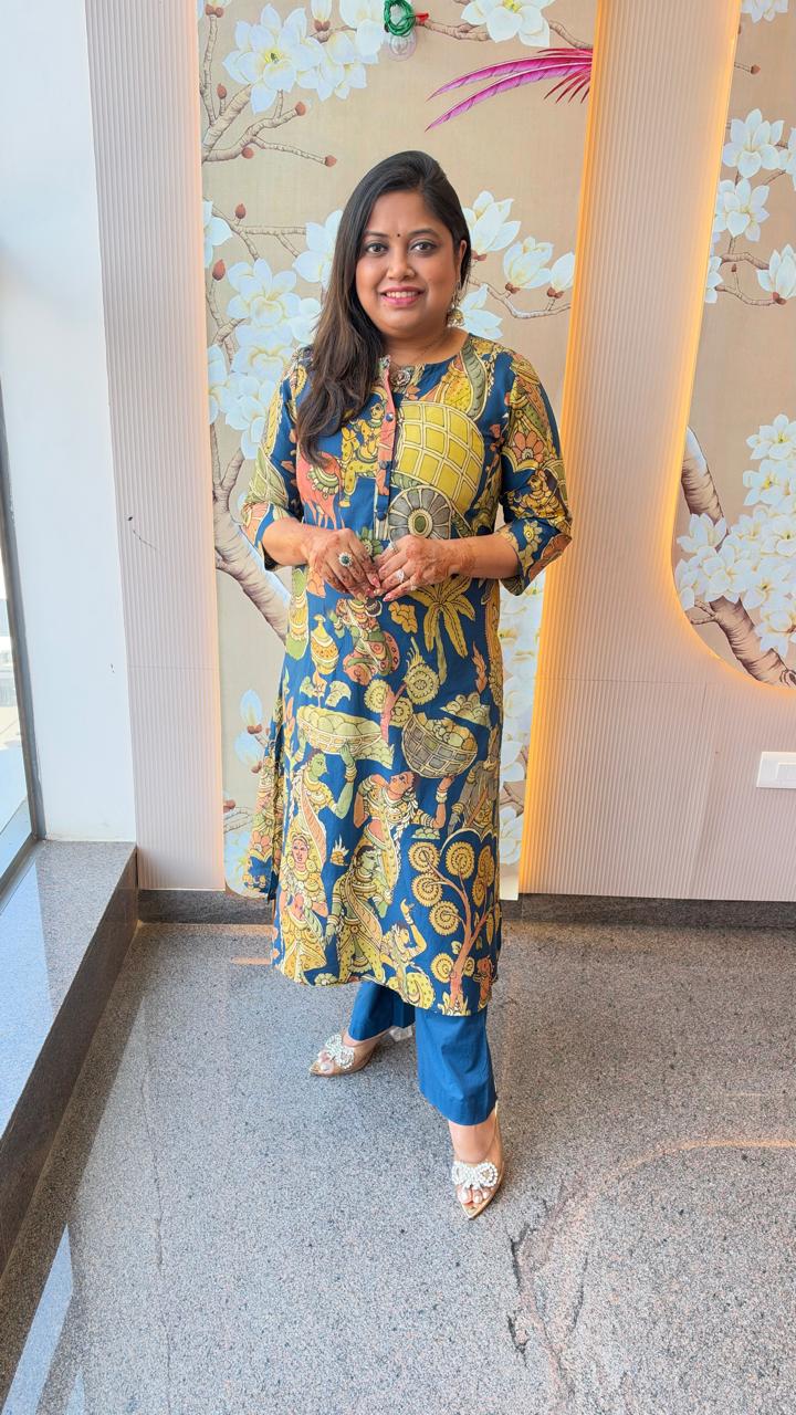 Pretty linen cotton pichwai print two pockets in kurta and pants