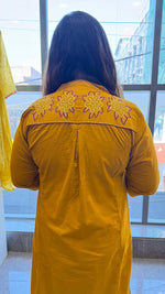 Pretty designer back and pocket paired with cotton chanderi dupatta full suit set in premium cotton in yellow