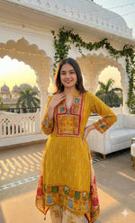 Super pretty designer Mul silk co ord set in yellow