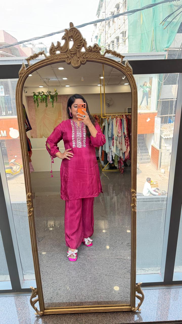 Pretty crepe silk real mirror co ord set in wine