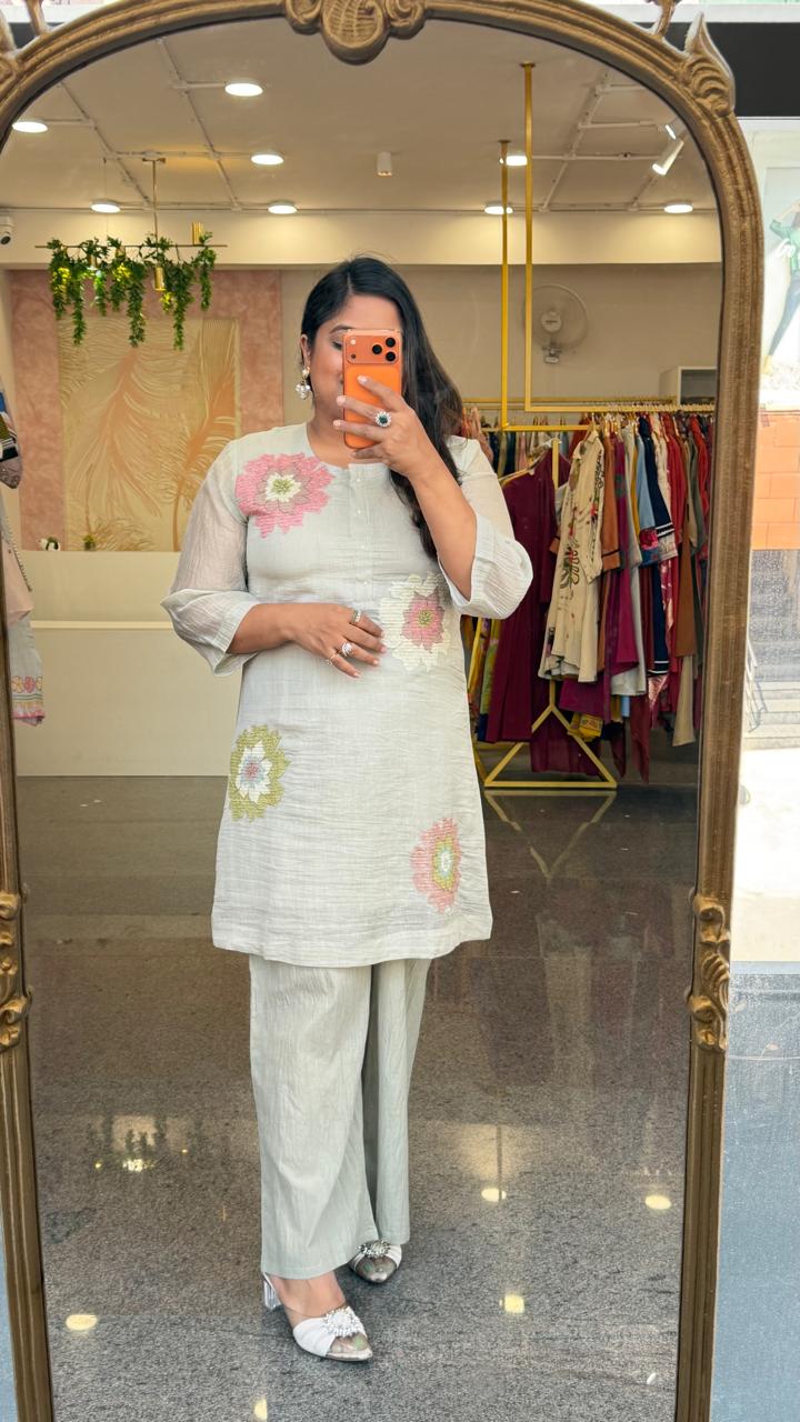 Super smart Premium Mul Chanderi embroidery co ord set