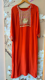 Pretty Mul chanderi with zari detailing and banarsi weaved dupatta in orange n pink
