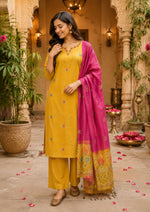 Fully weave Patola silk suit set with lining (true to size )in yellow n pink
