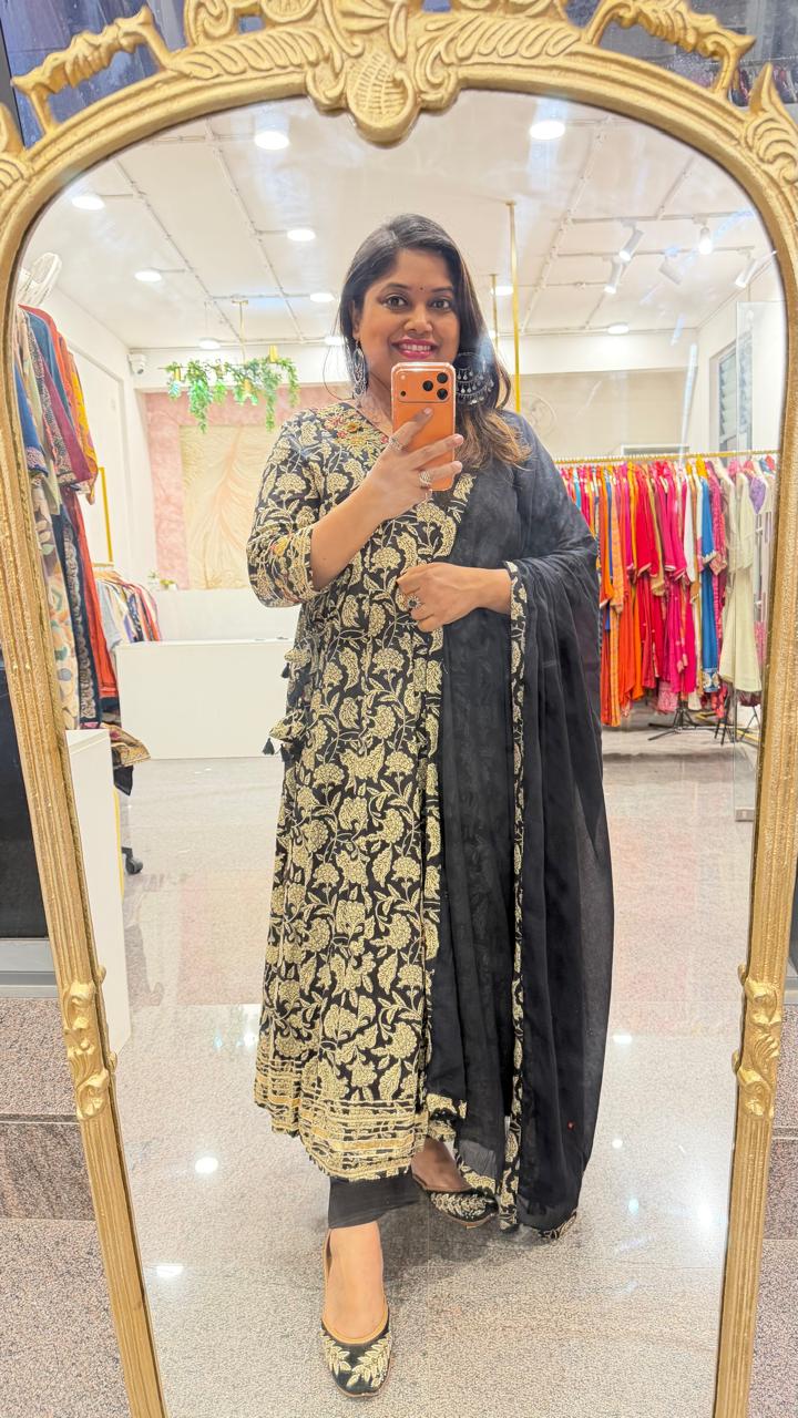 Wow cotton angrakha Anarkali suit set with embroidery and gotta detailing (loose fit)