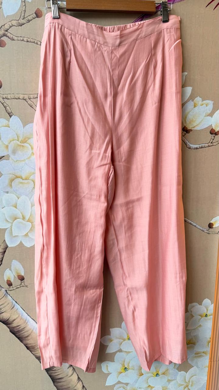 Pretty embroidered Mul Chanderi lining suit set in pink