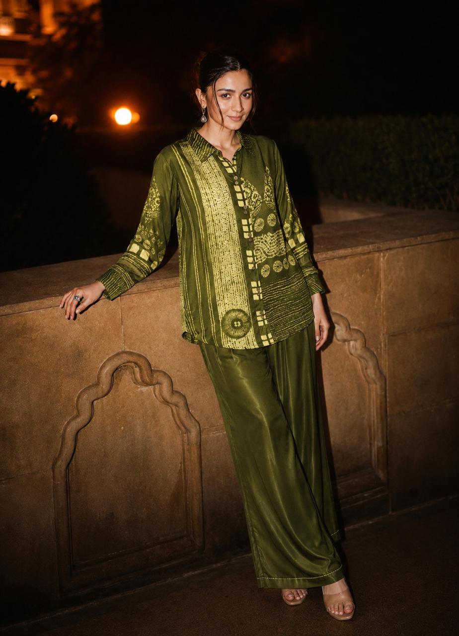 Pure crepe silk co ord set in green