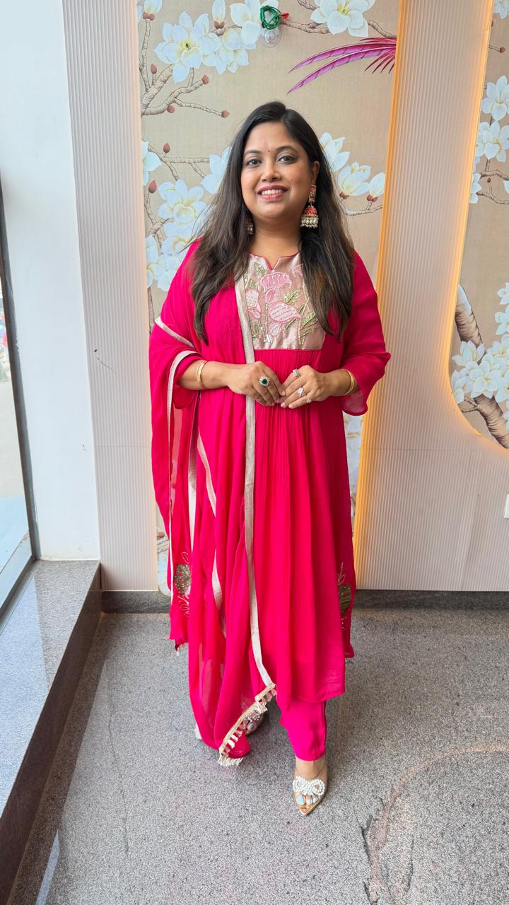 Premium pure chinon handwork suit set in pink