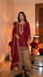 Wow pretty silk with intricate zari detailing suit set in beige n red