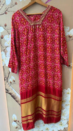 Russia silk lakri patta mul lining suit set in red ( true to size )