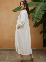Smart cotton embroidered dress