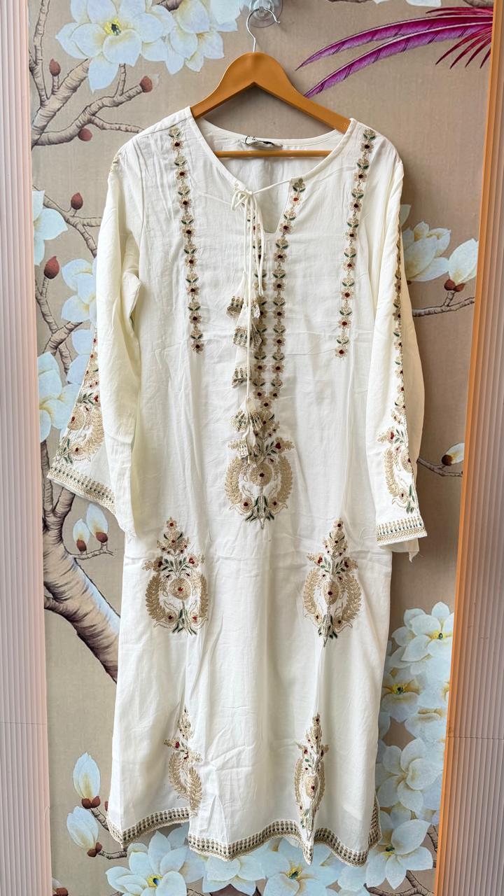 Super rich and premium zari embroidered Mul lining suit set