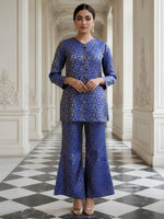 Super smart brocade co ord in blue colour with lining true to size