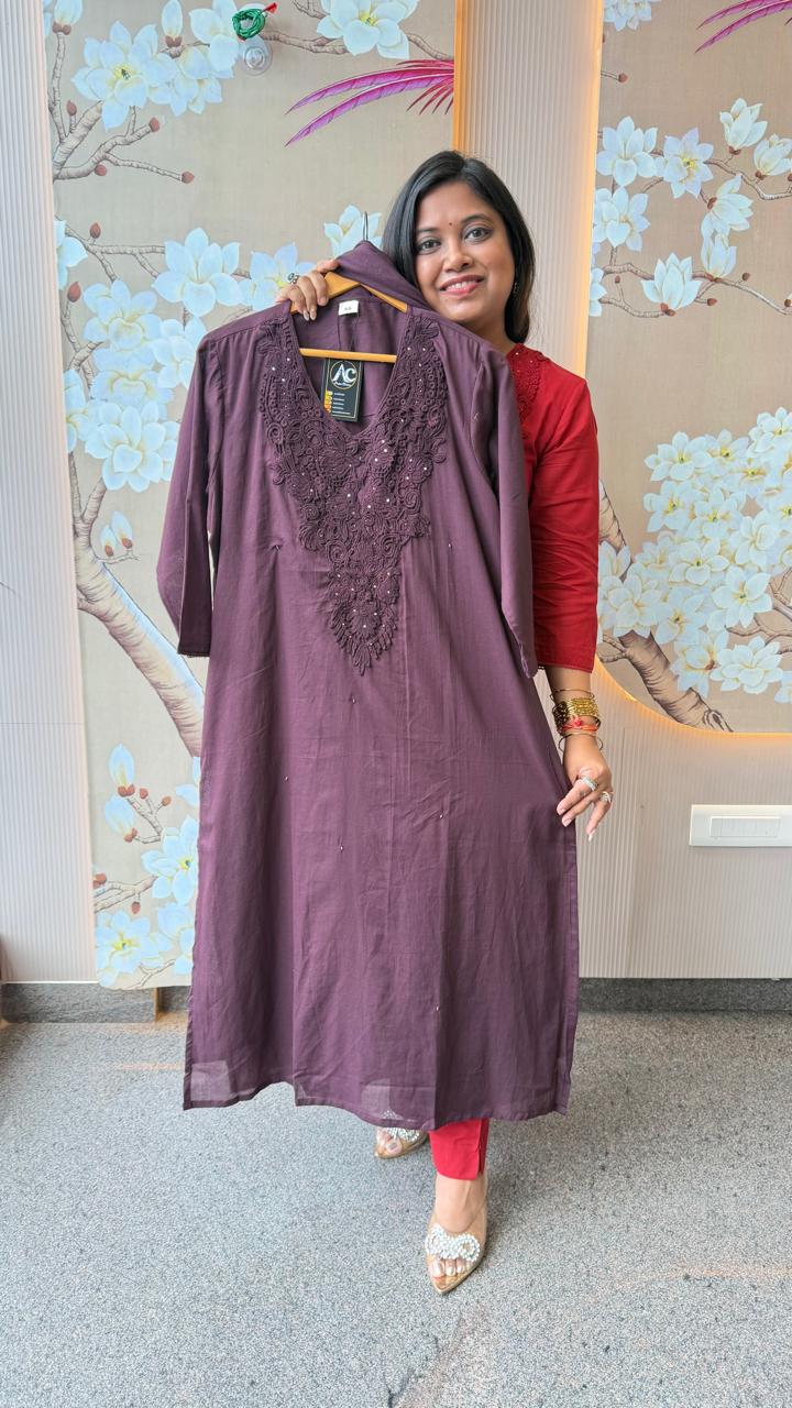 Silly cotton lace detailing full suit set with pockets in pant in wine