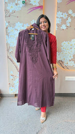 Silly cotton lace detailing full suit set with pockets in pant in wine