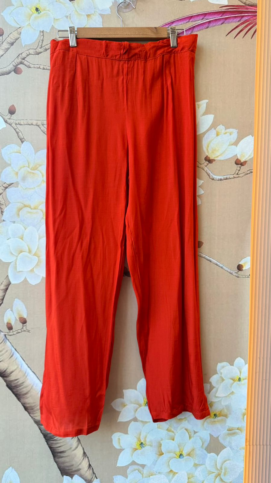 Pretty Mul chanderi with zari detailing and banarsi weaved dupatta in orange n pink