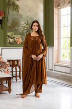 Pure Mul cotton Cheks suit set in brown