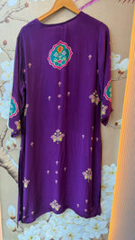 Pure crepe Patola print in contrast suit set in purple