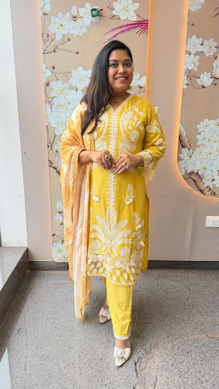 Cotton chanderi Hakuba lining suit set in yellow with lace detailing