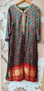 Pure gaji silk lakri patta in green