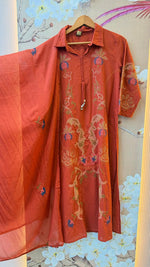 Pure cotton embroidered suit set in orange