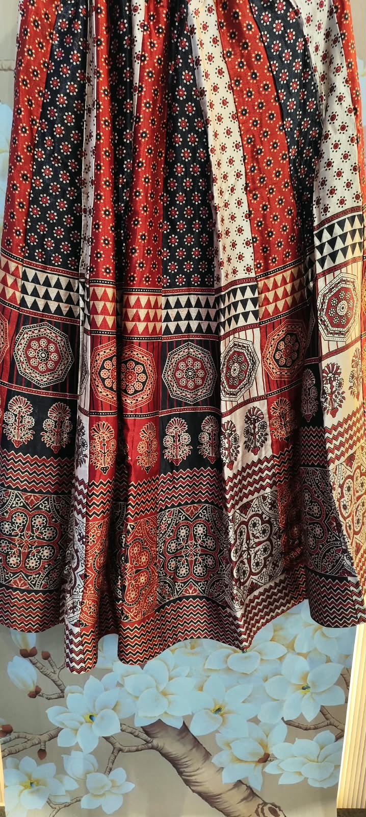 Premium gaji red n black skirt