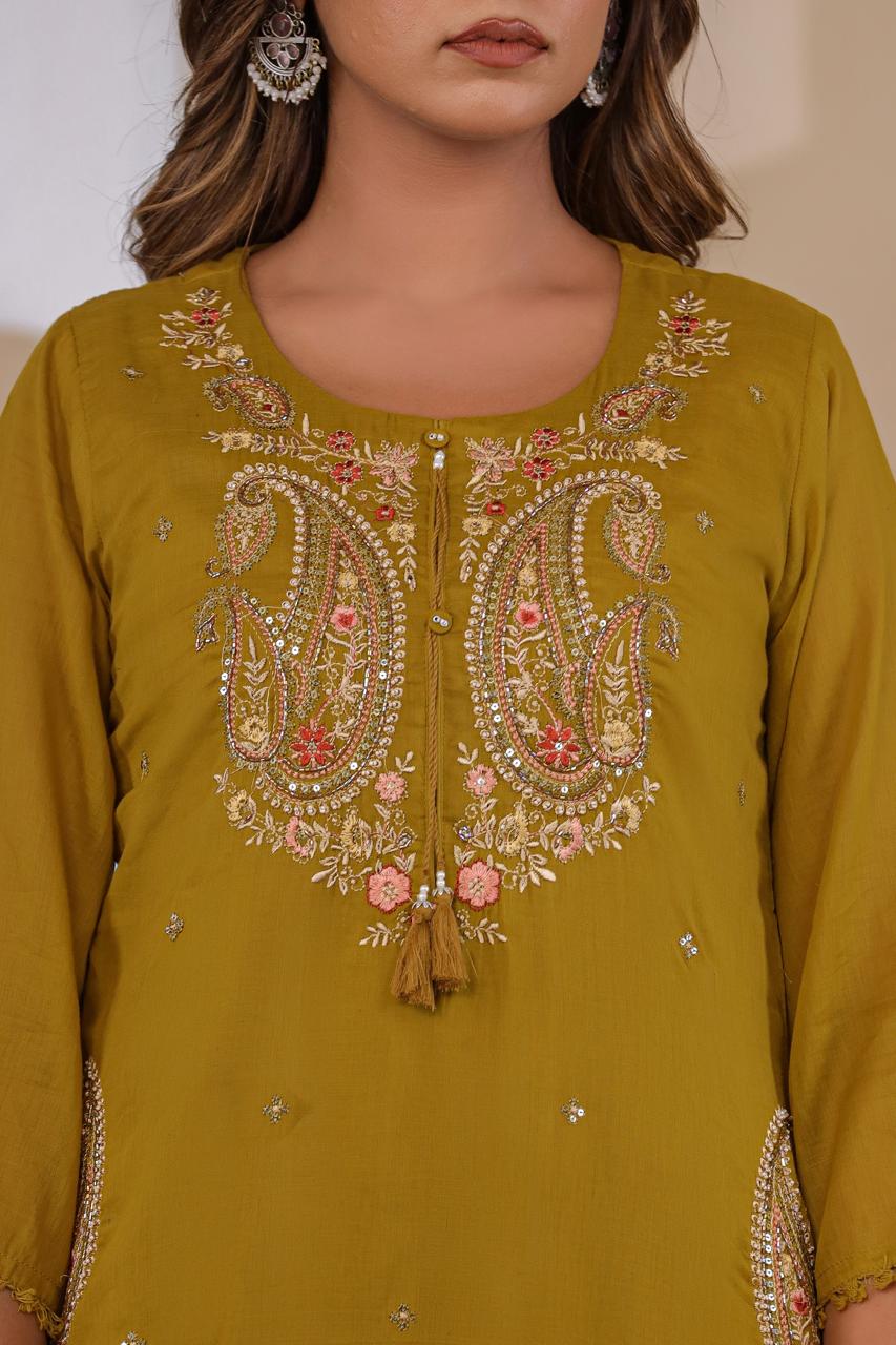 Premium Mul cotton green paisley embroidered designer pocket suit set