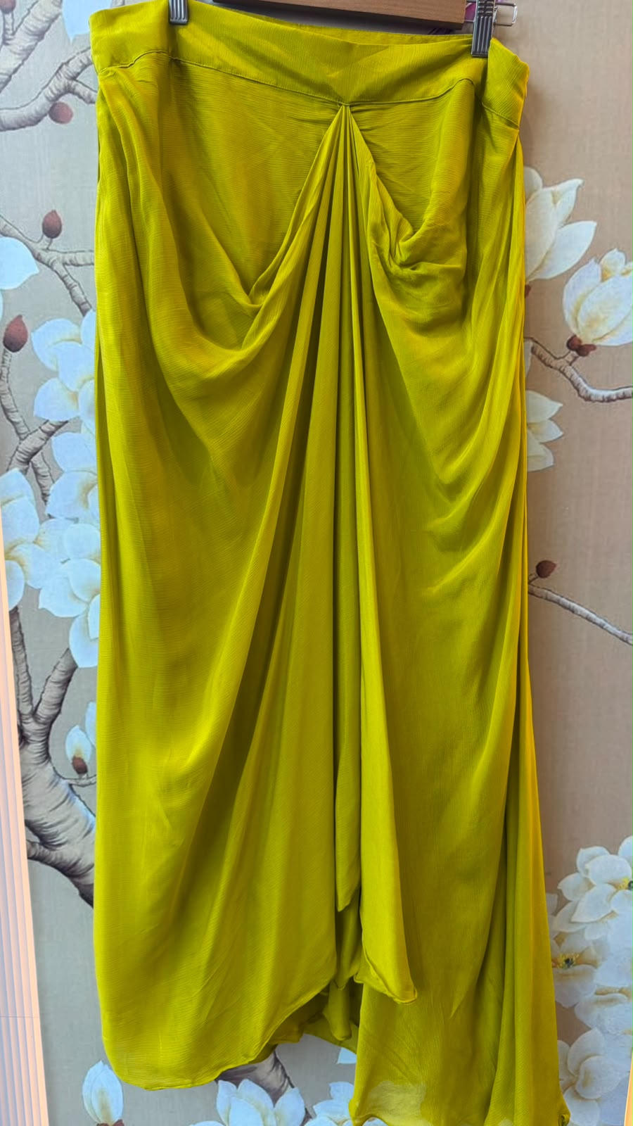 Premium chinon fully embellished co ord set in green