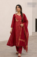 Pretty embroidered Mul chanderi suit set in red