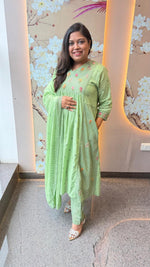 Pretty cotton lining embroidered suit set with pocket and Mul cotton dupatta in mint green