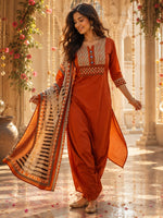 Pretty cotton suit set in orange