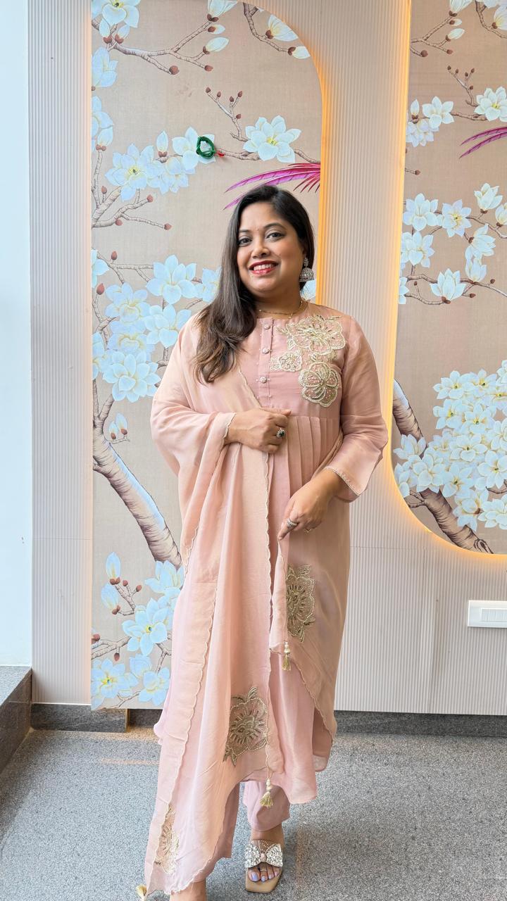 Premium tissue hand work suit set