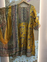 Russian silk pretty Kalamkari suit set in yellow