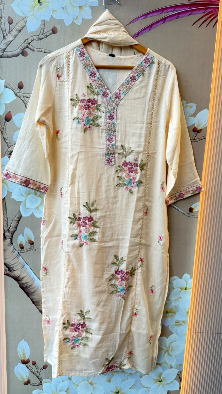 Pure Mul cotton embroidered suit set in cream colour
