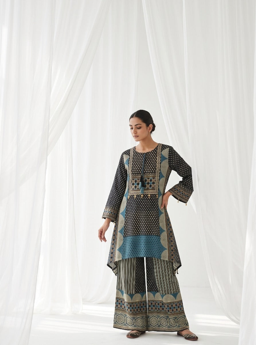 Super pretty Mul silk Co ord set in blue