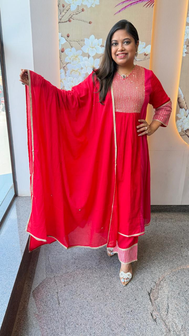 Pure Mul cotton in two tone with sequence detailing paired with designer pants! (Super soft highly recommended)