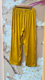 Pretty gaji silk suit set in yellow