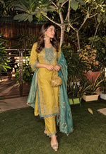 Super royal premium tissue with handwork and pearl detailing full suit in yellow n green (true to size )