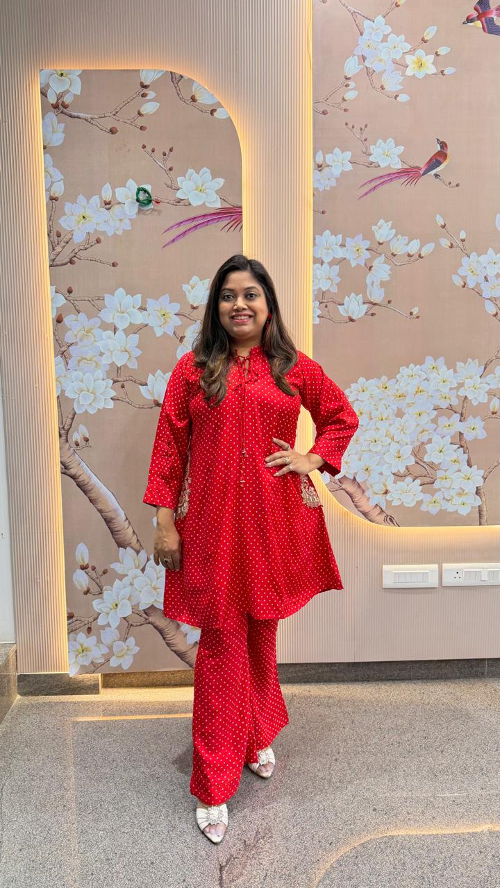 Super pretty embellished pocket gorgeous silk kurta pant