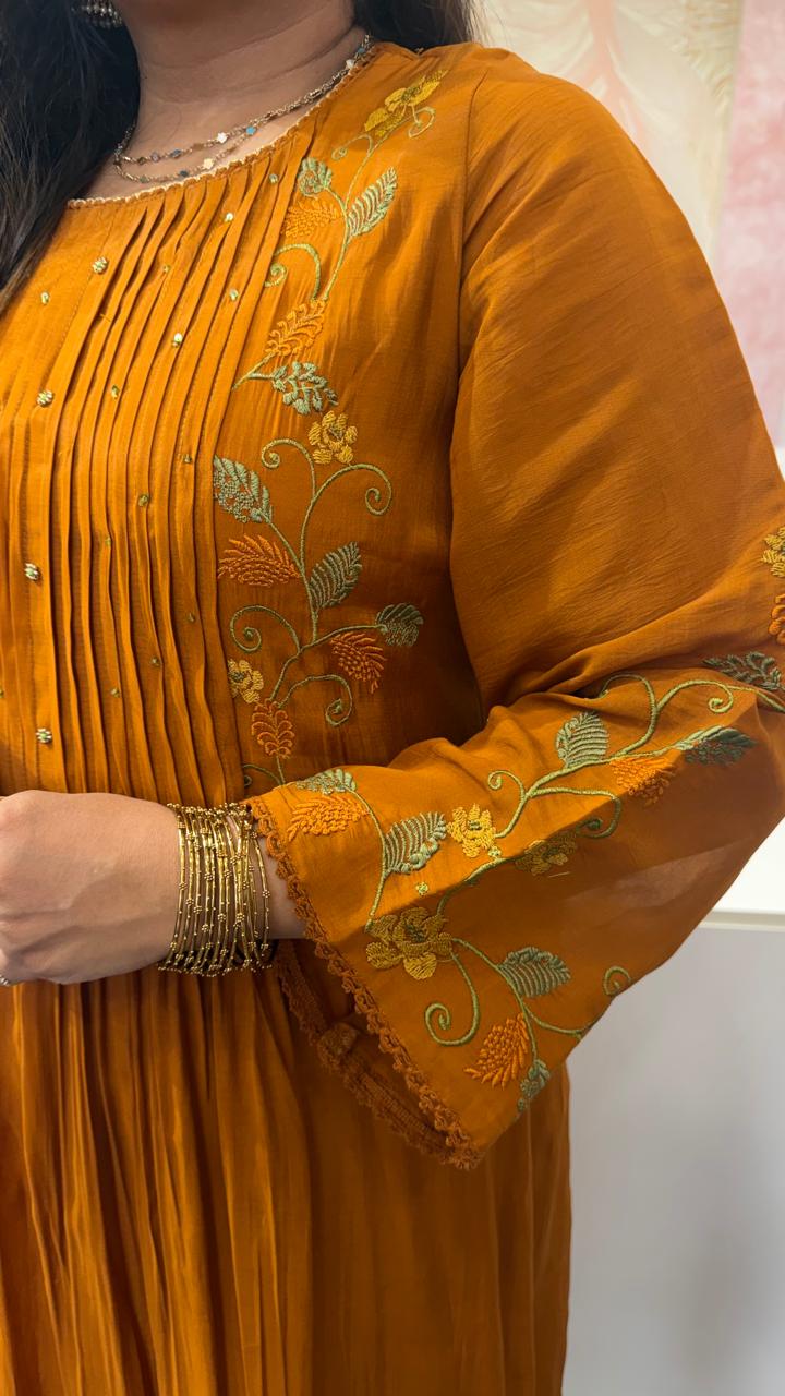 Pretty Mul Chanderi embroidered Anarkali suit set in mud brown
