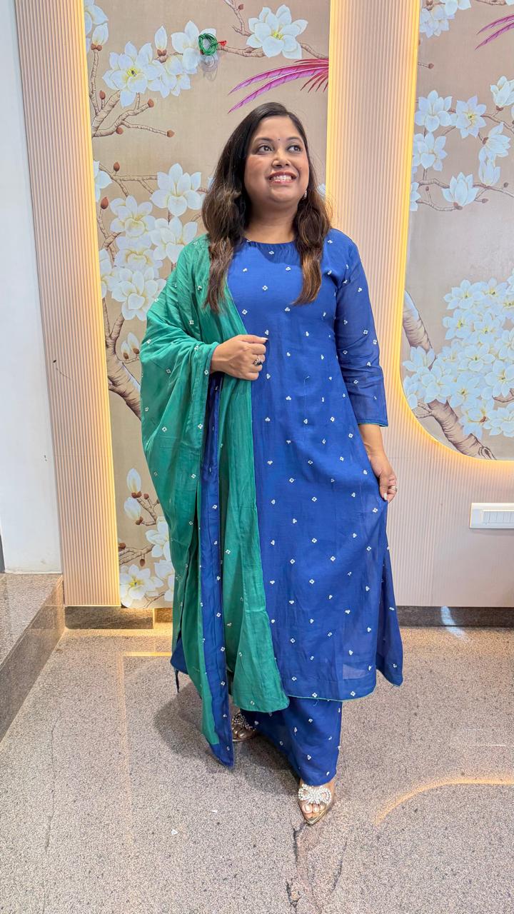 Pure banarsi Mul chanderi all over sequins in contrast