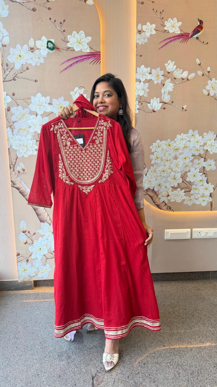 Super premium cotton Zari detailing full suit set in red