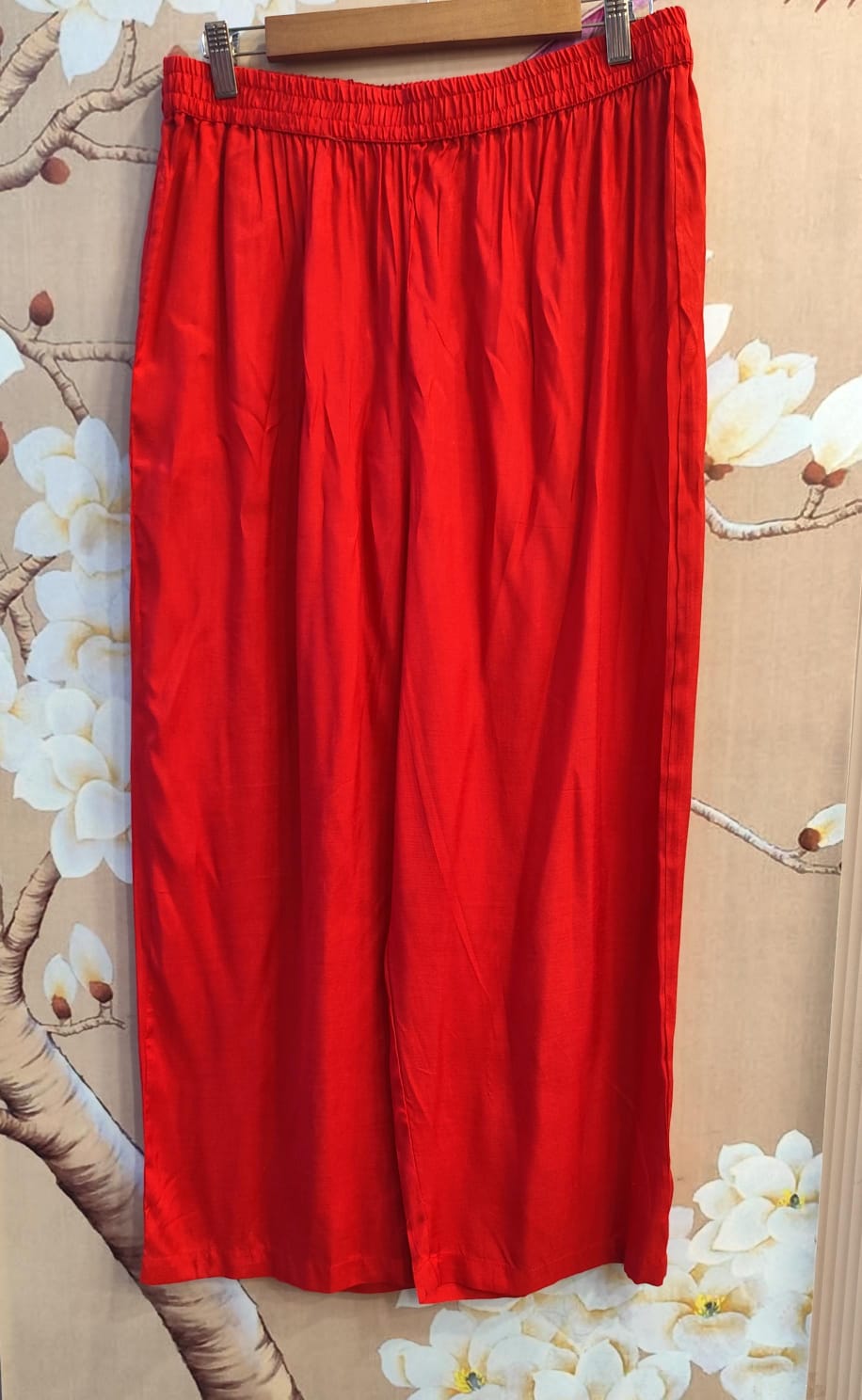 Premium Russian silk Patola red n green