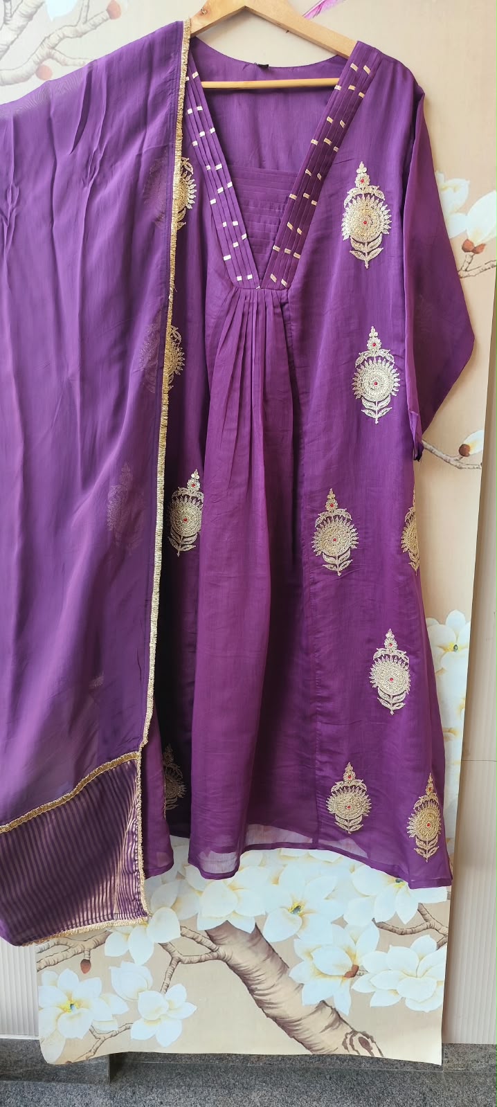 Premium hand zari detailing pure Mul chanderi suit set