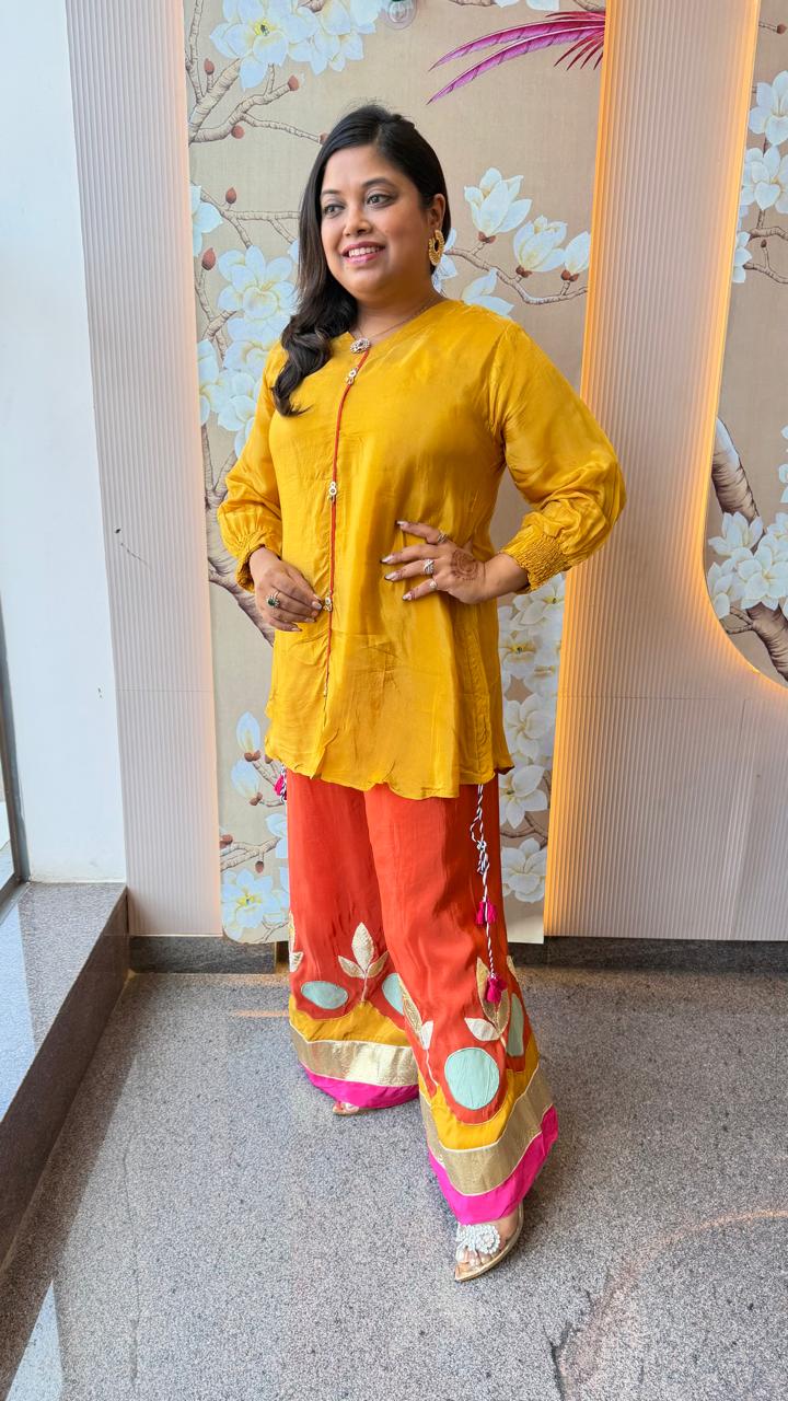 Pure crepe with bustier with gotta applique co ord