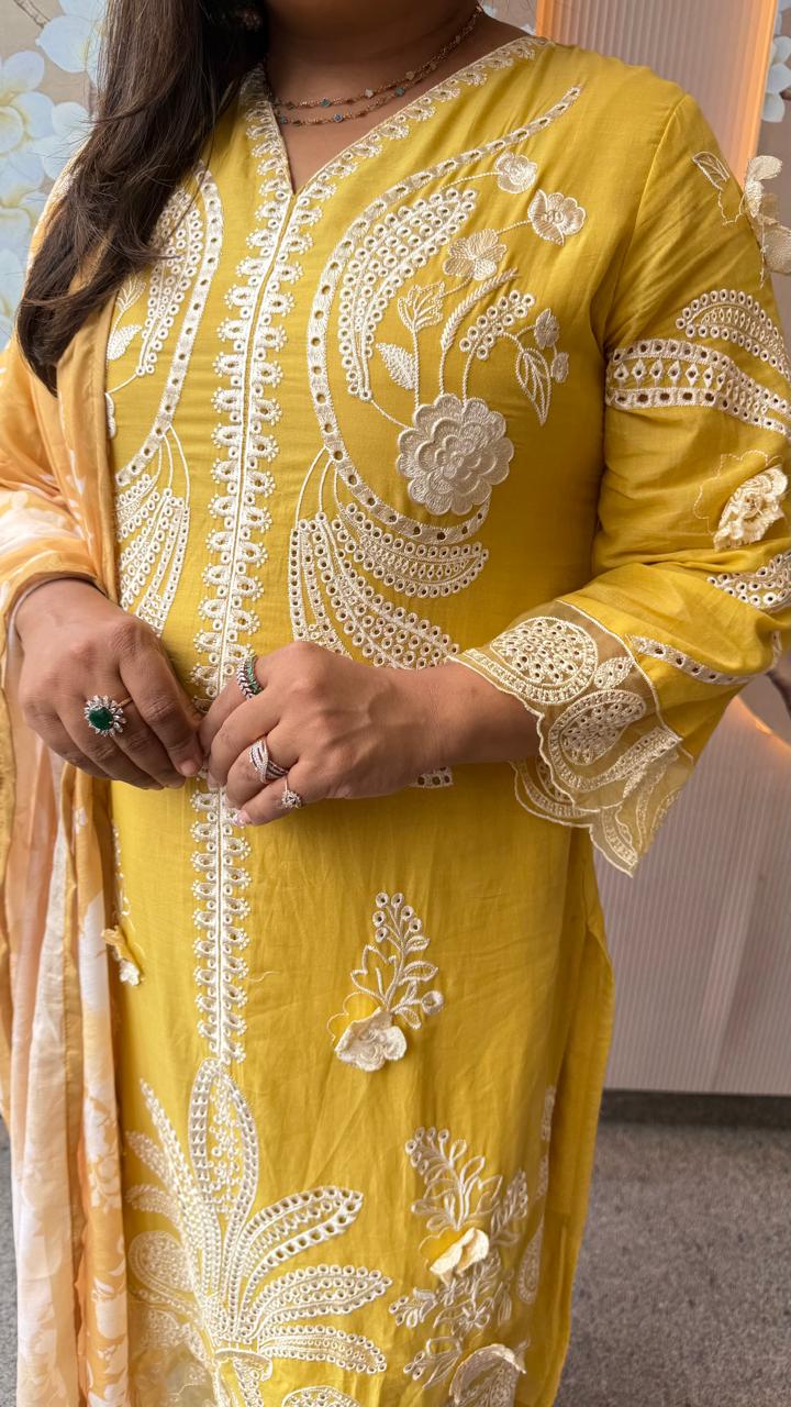 Cotton chanderi Hakuba lining suit set in yellow with lace detailing