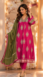 Mul chanderi zari detailing suit set in Rani pink