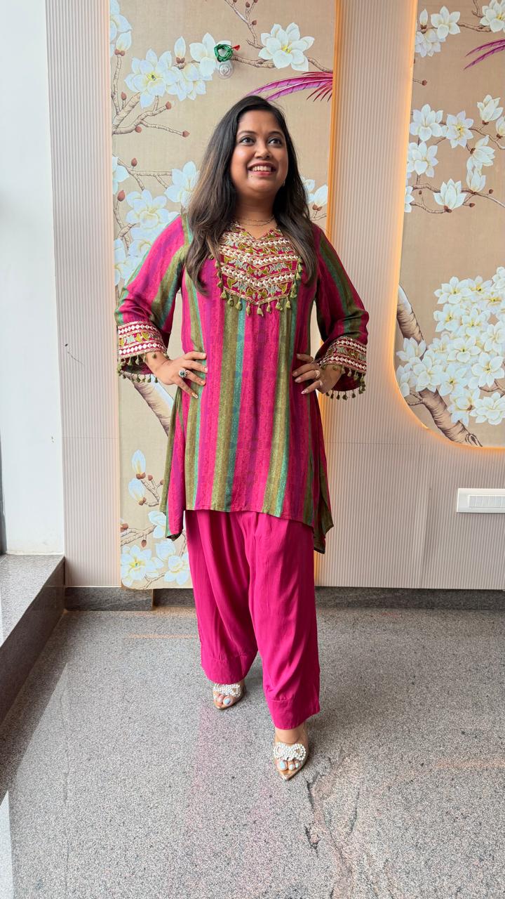 Pure Mul silk with gotta detailing Farsi salwar
