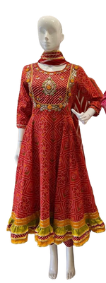 Super stunning gorgeous bandhni suit set with gotta detailing